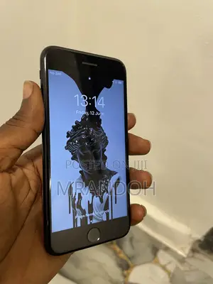 Apple iPhone 7 32 GB Black
