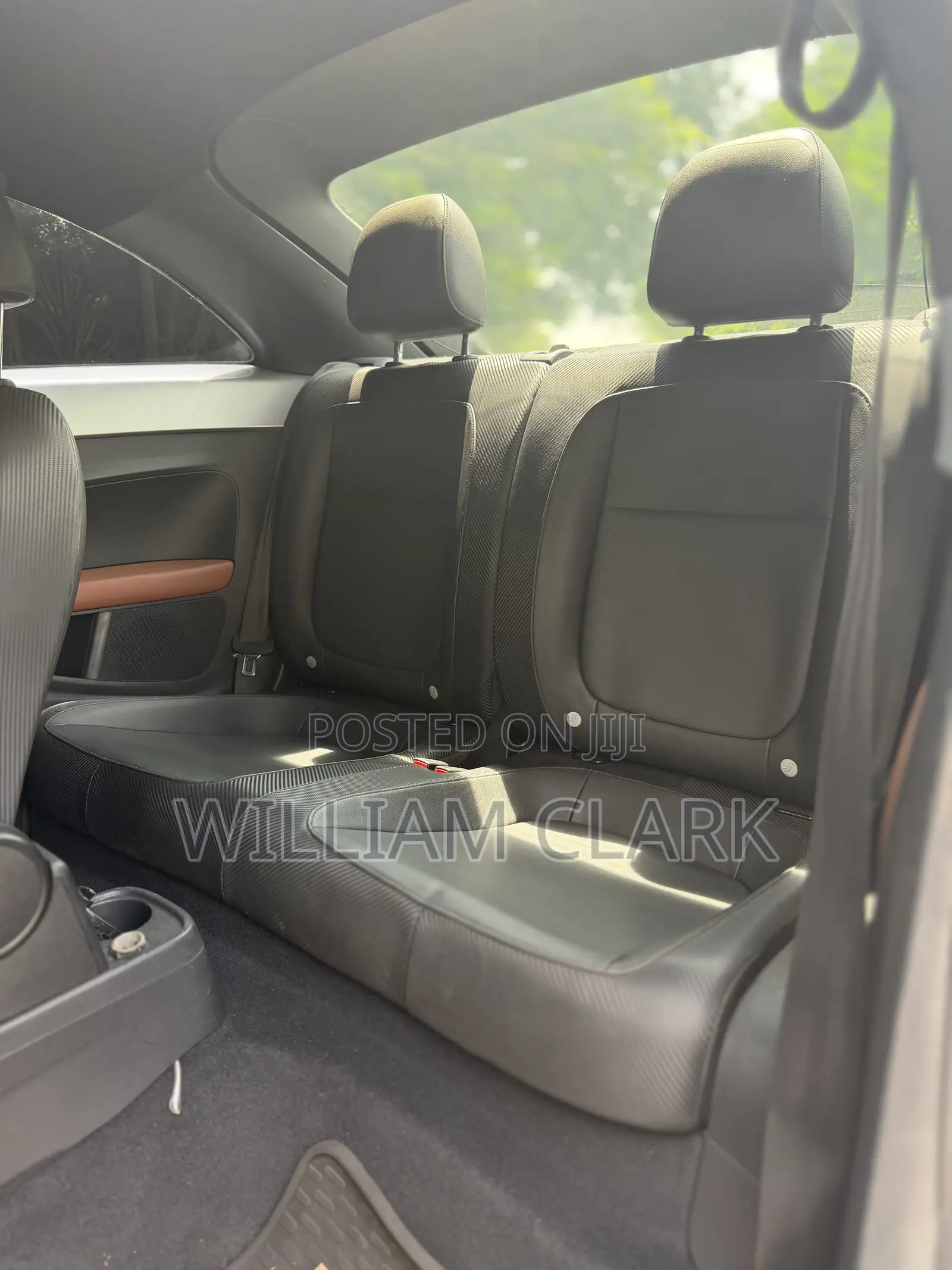 Volkswagen Beetle 1.8T 2dr Hatchback (1.8L 4cyl Turbo 5M) 2015 Gray