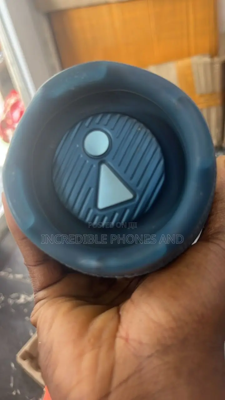JBL Charge 6 Used