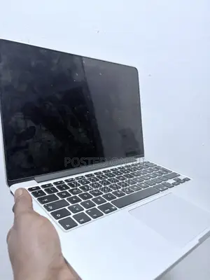 Laptop Apple MacBook Pro 8GB Intel Core i5 HDD 256GB