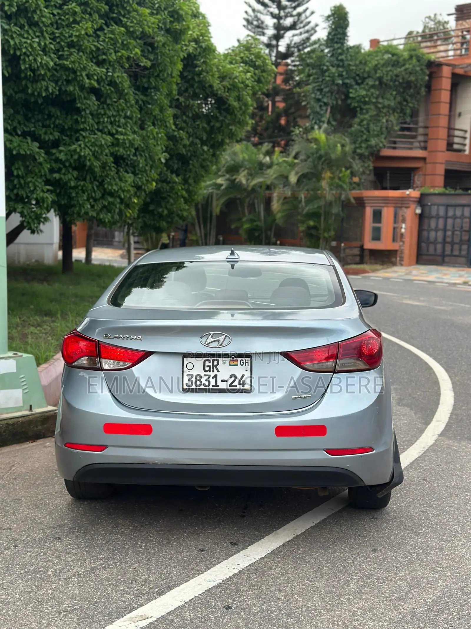 Hyundai Elantra Limited Sedan FWD (1.8L 4cyl 6A) 2016 Teal