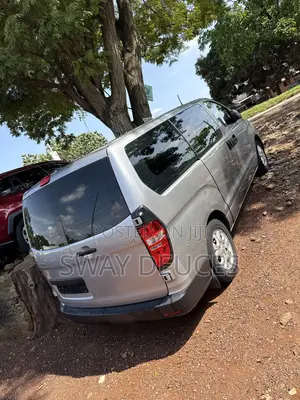 Hyundai H1 2014 Gray