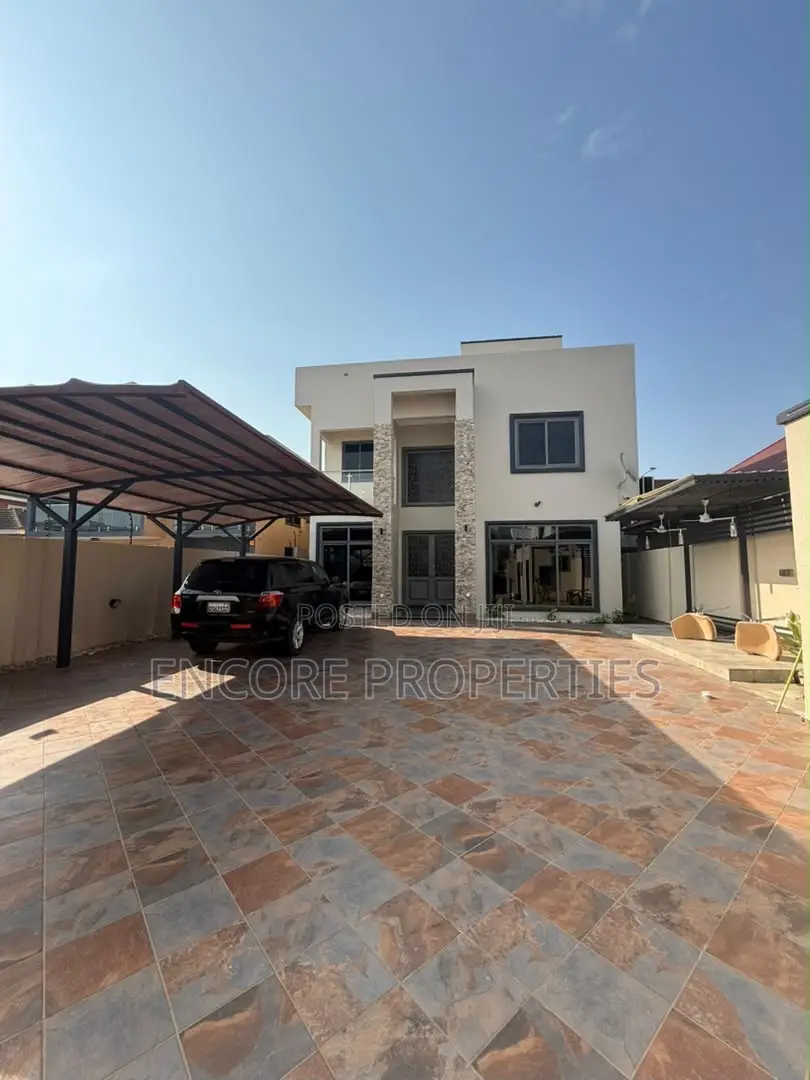 6bdrm House in East Legon for rent