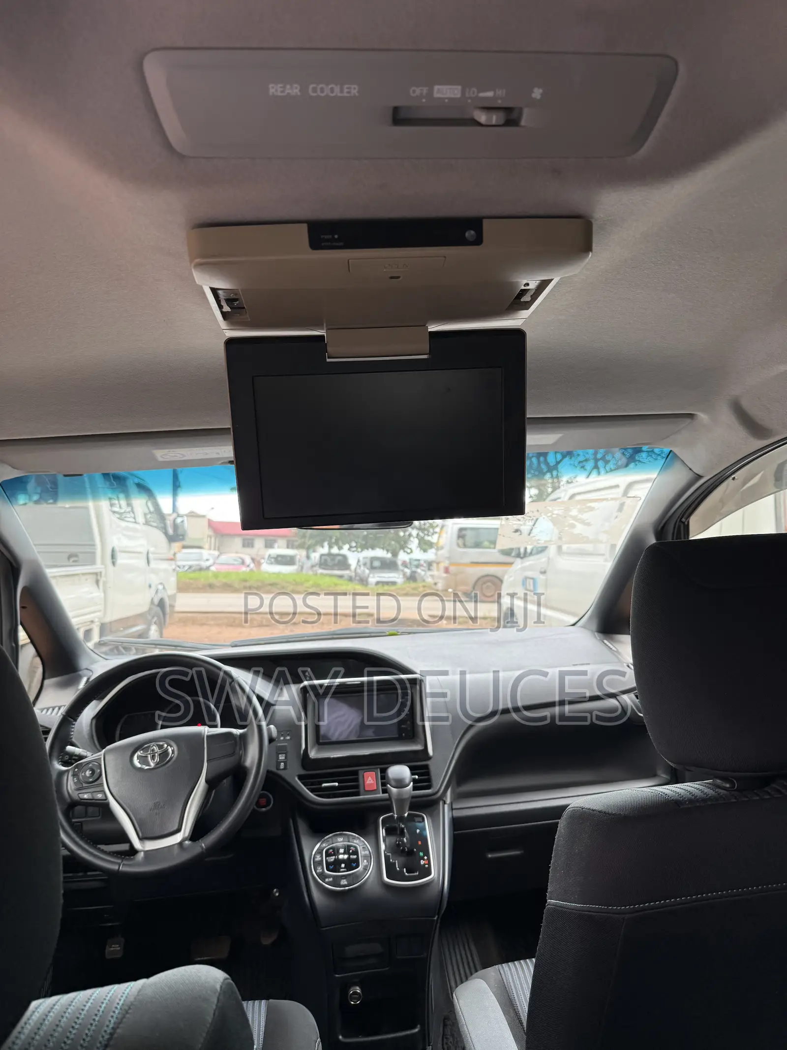 Toyota Voxy 2015 Black