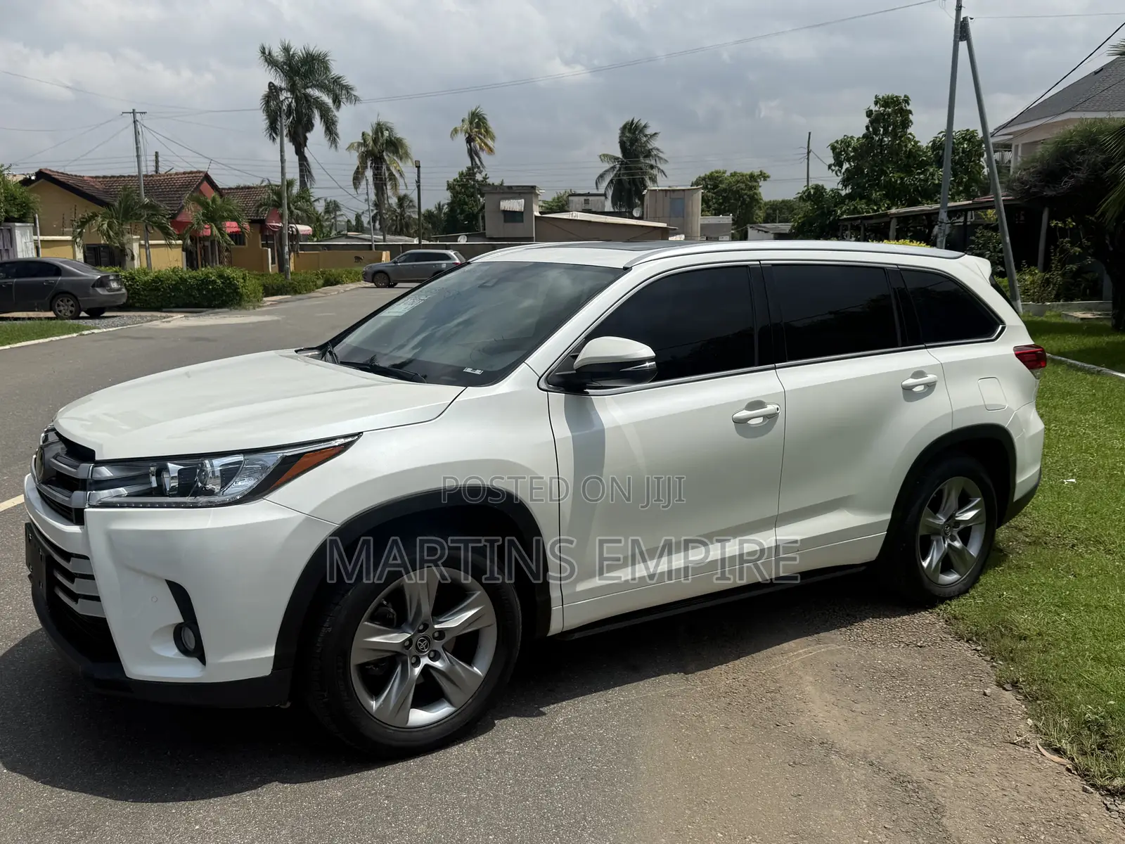 Toyota Highlander XLE 2019 White