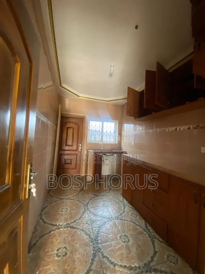2bdrm Apartment in Santa Maria, School Complex Area for rent