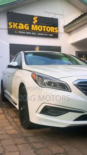 Hyundai Sonata Sport 4dr Sedan (2.4L 4cyl 6A) 2015 White