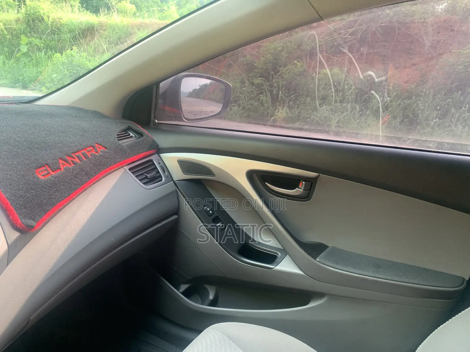Hyundai Elantra SE 4dr Sedan (1.8L 4cyl 6M) 2014 Silver