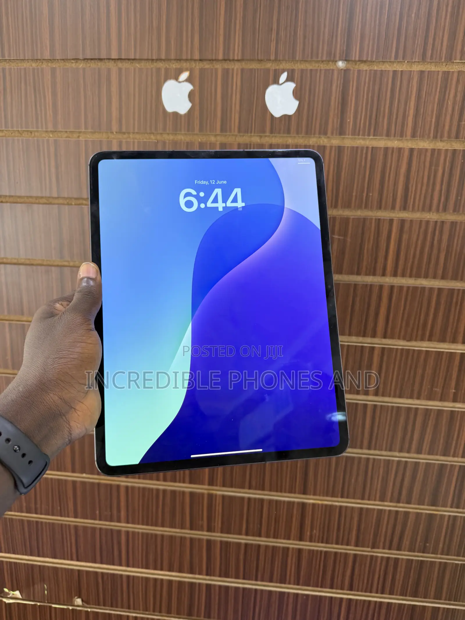 Apple iPad Pro 13 (2025) 256 GB Black