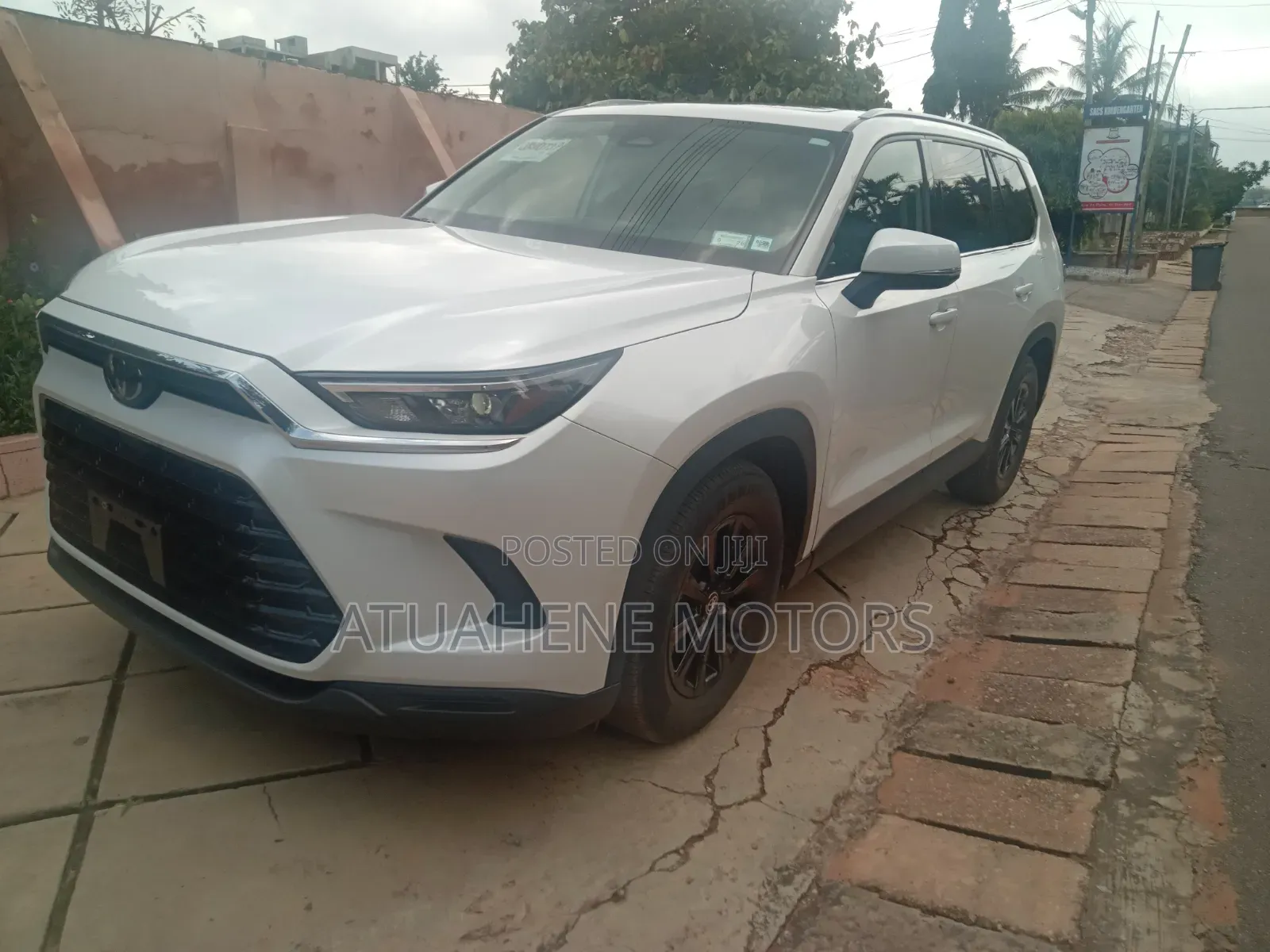 New Toyota Grand Highlander XLE AWD 2024 White
