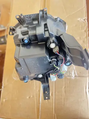 2023 Mitsubishi Outlander Headlights