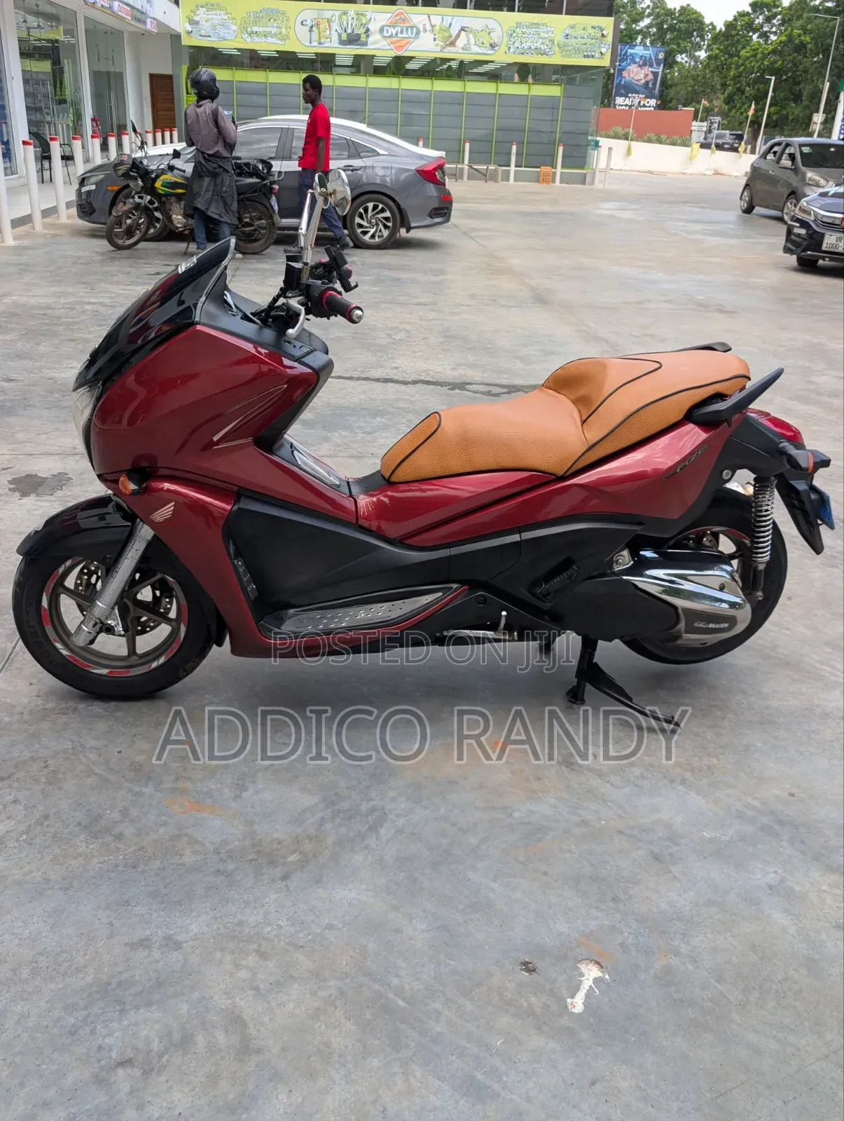 Honda Forza 2017 Red
