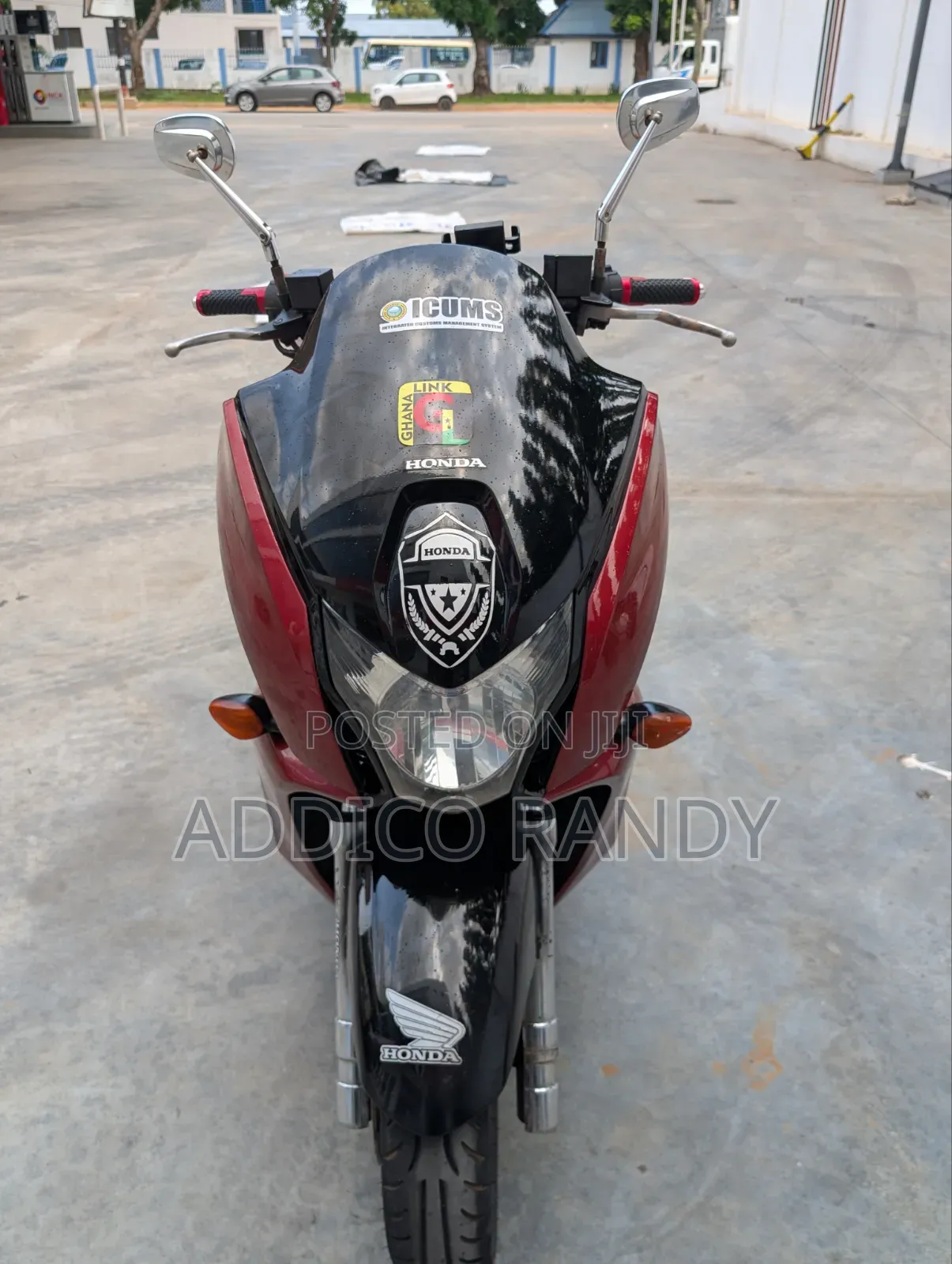 Honda Forza 2017 Red