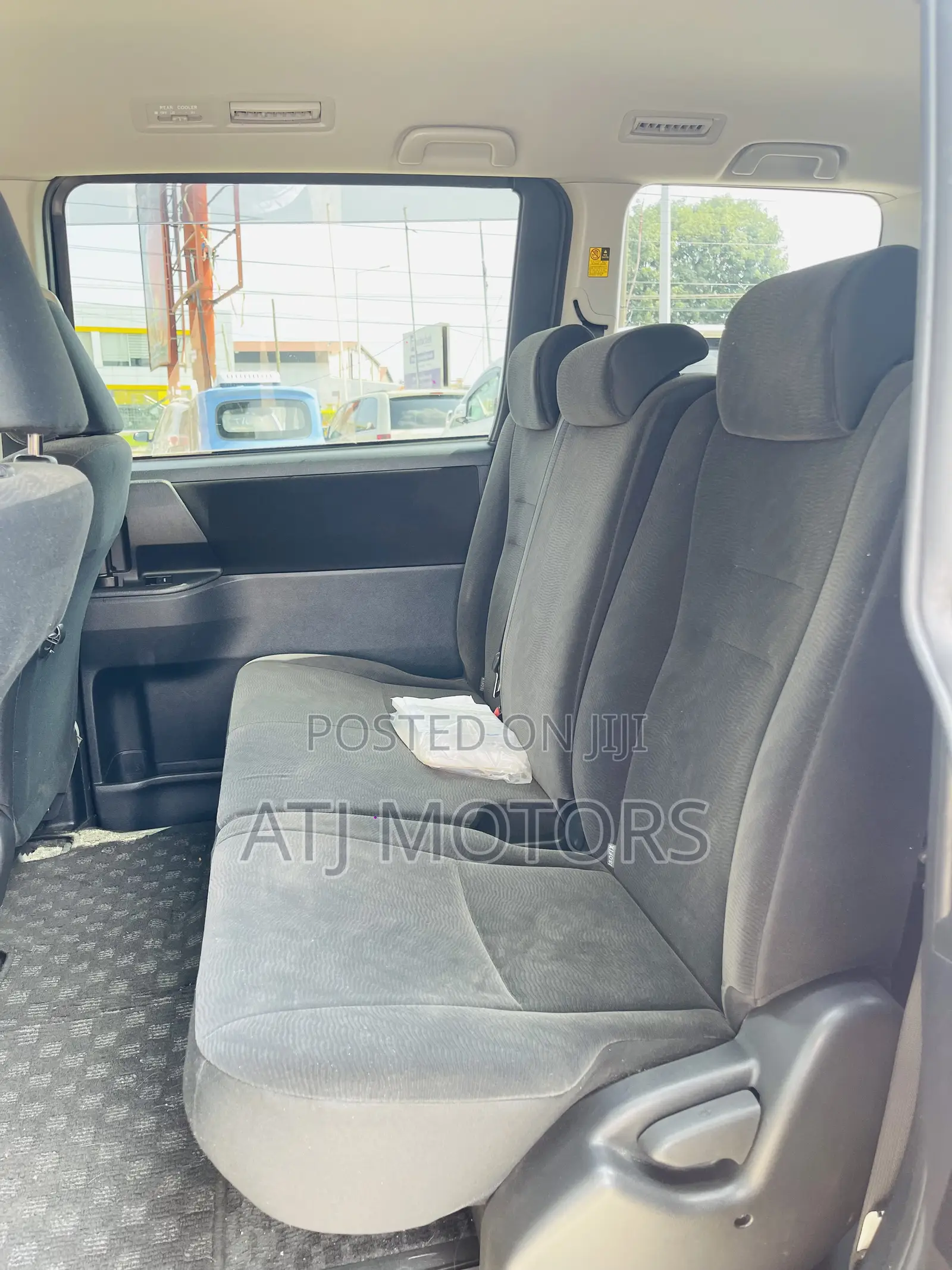 Toyota Voxy 2013 Black