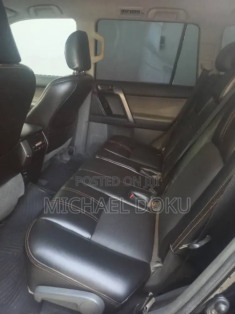 Toyota Land Cruiser Prado 2009 Black