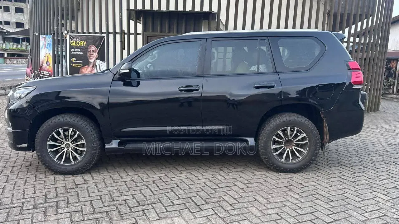 Toyota Land Cruiser Prado 2009 Black
