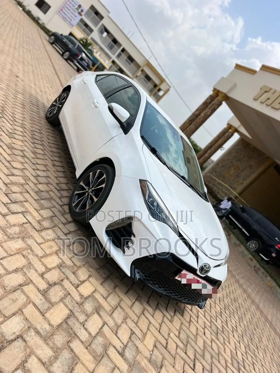Toyota Corolla SE 4dr Sedan (1.8L 4cyl CVT) 2017 White