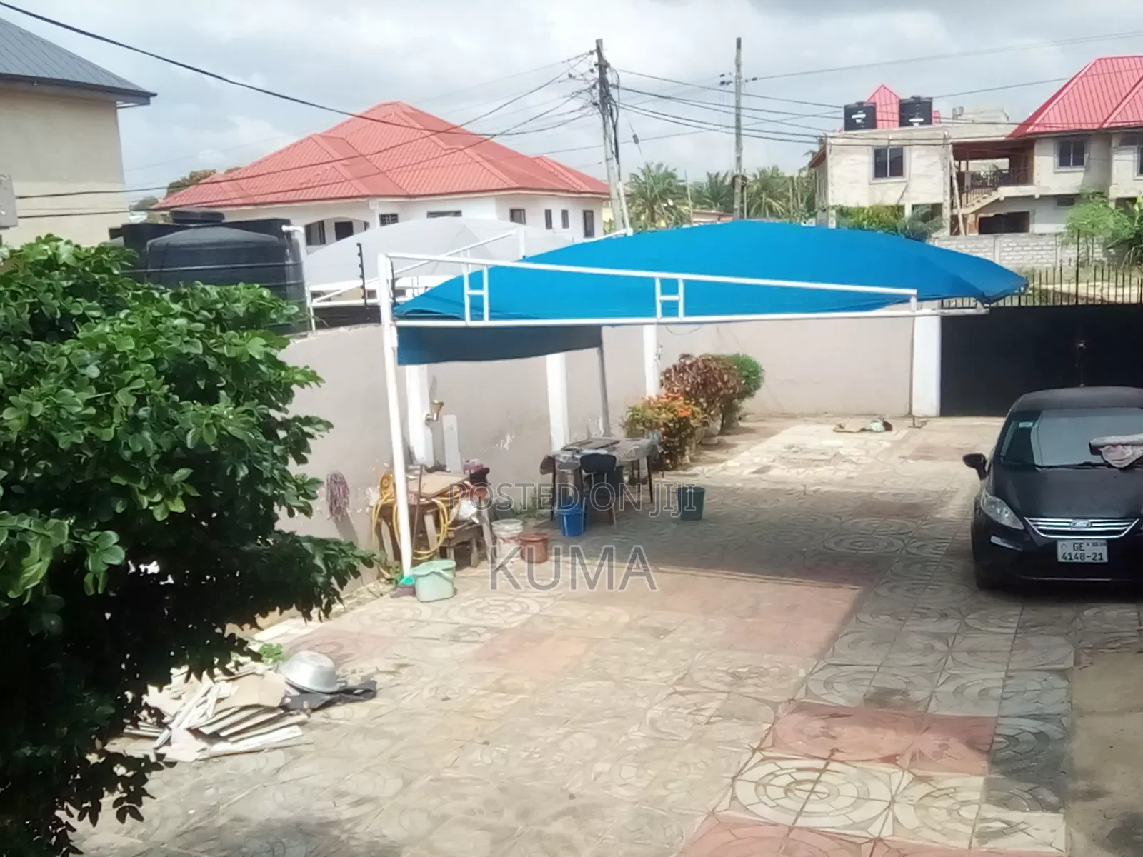 3bdrm Apartment in Awoshie for rent