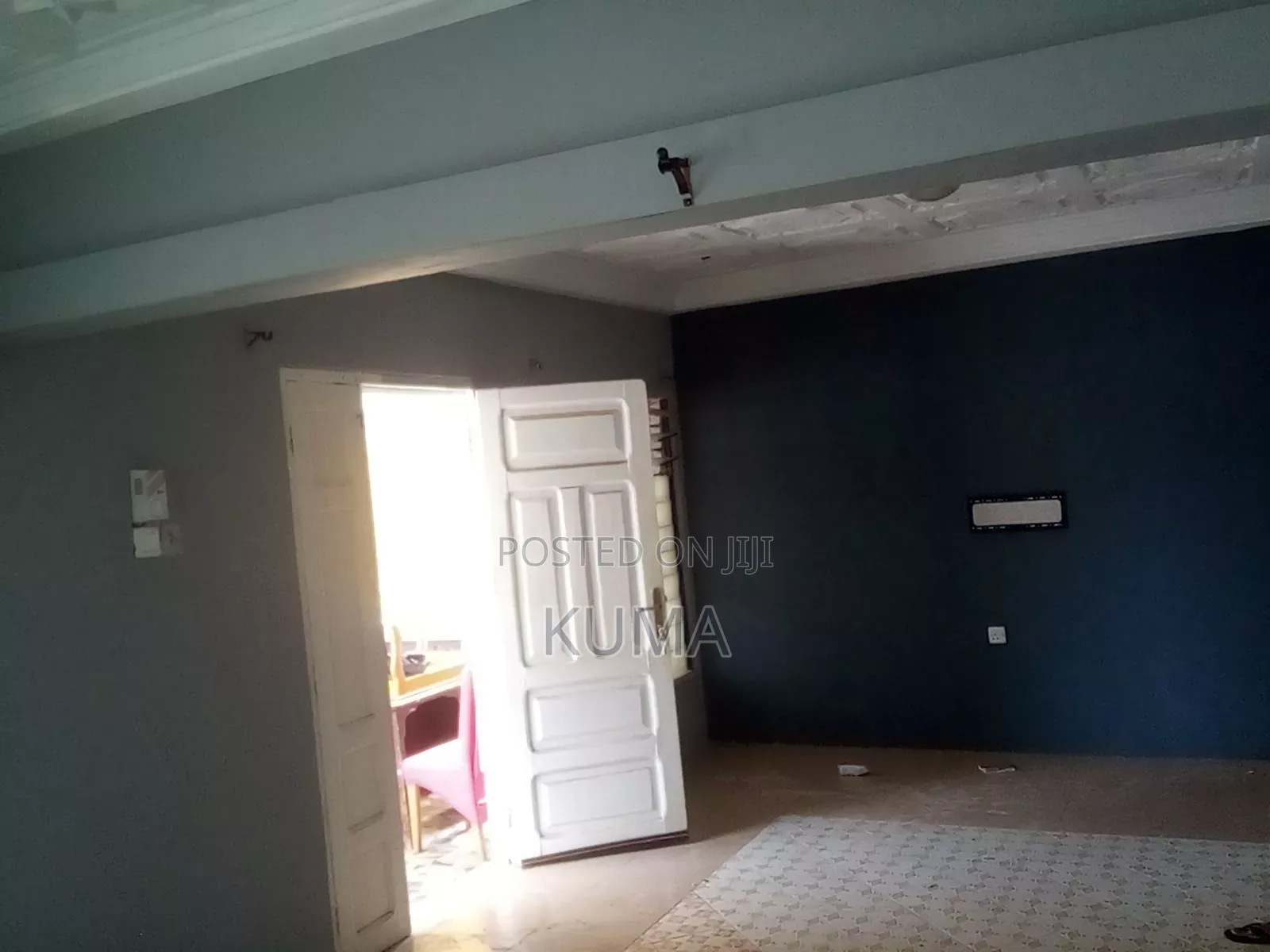 3bdrm Apartment in Awoshie for rent