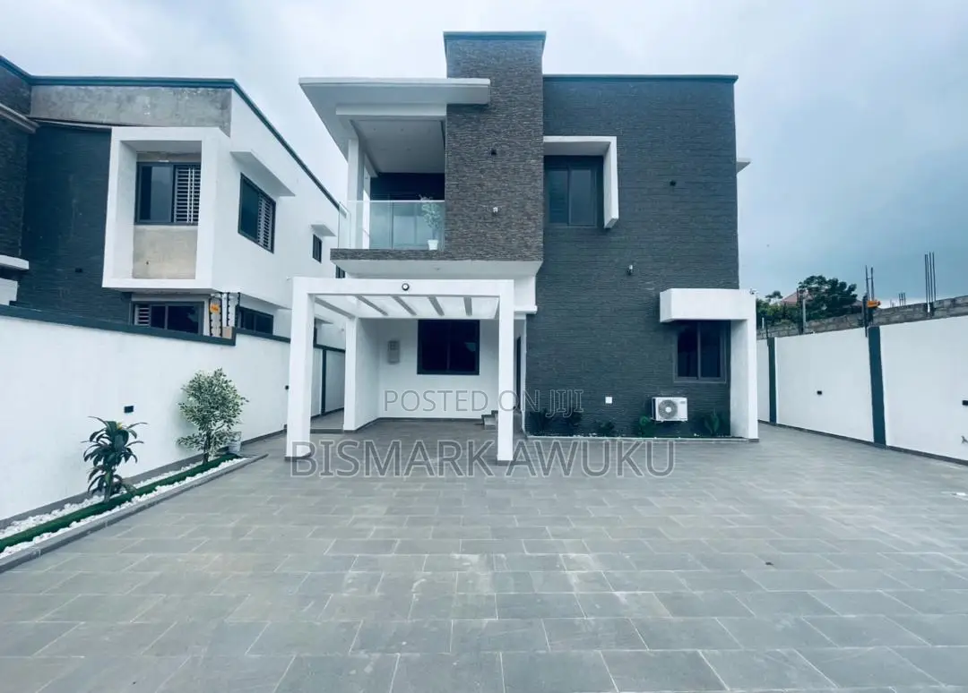 4bdrm House in East Legon for sale