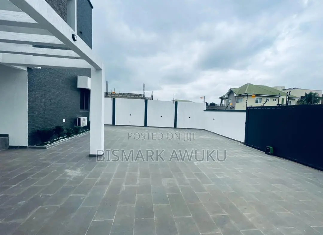 4bdrm House in East Legon for sale