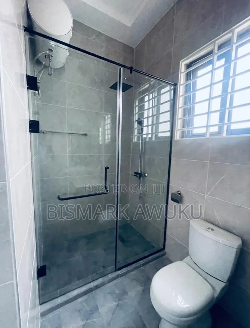 4bdrm House in East Legon for sale