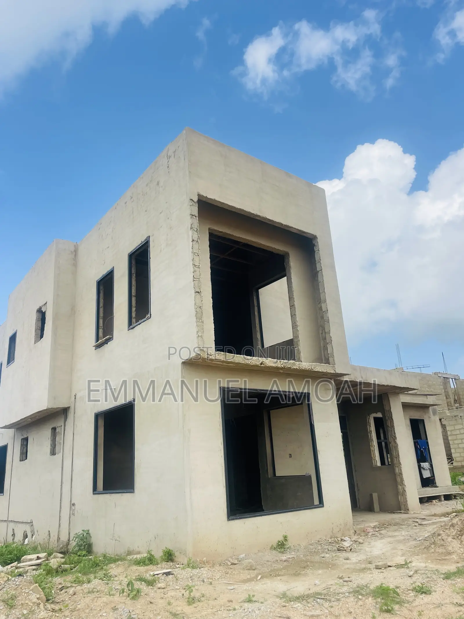 5bdrm House in Amoah, Takoradi for sale