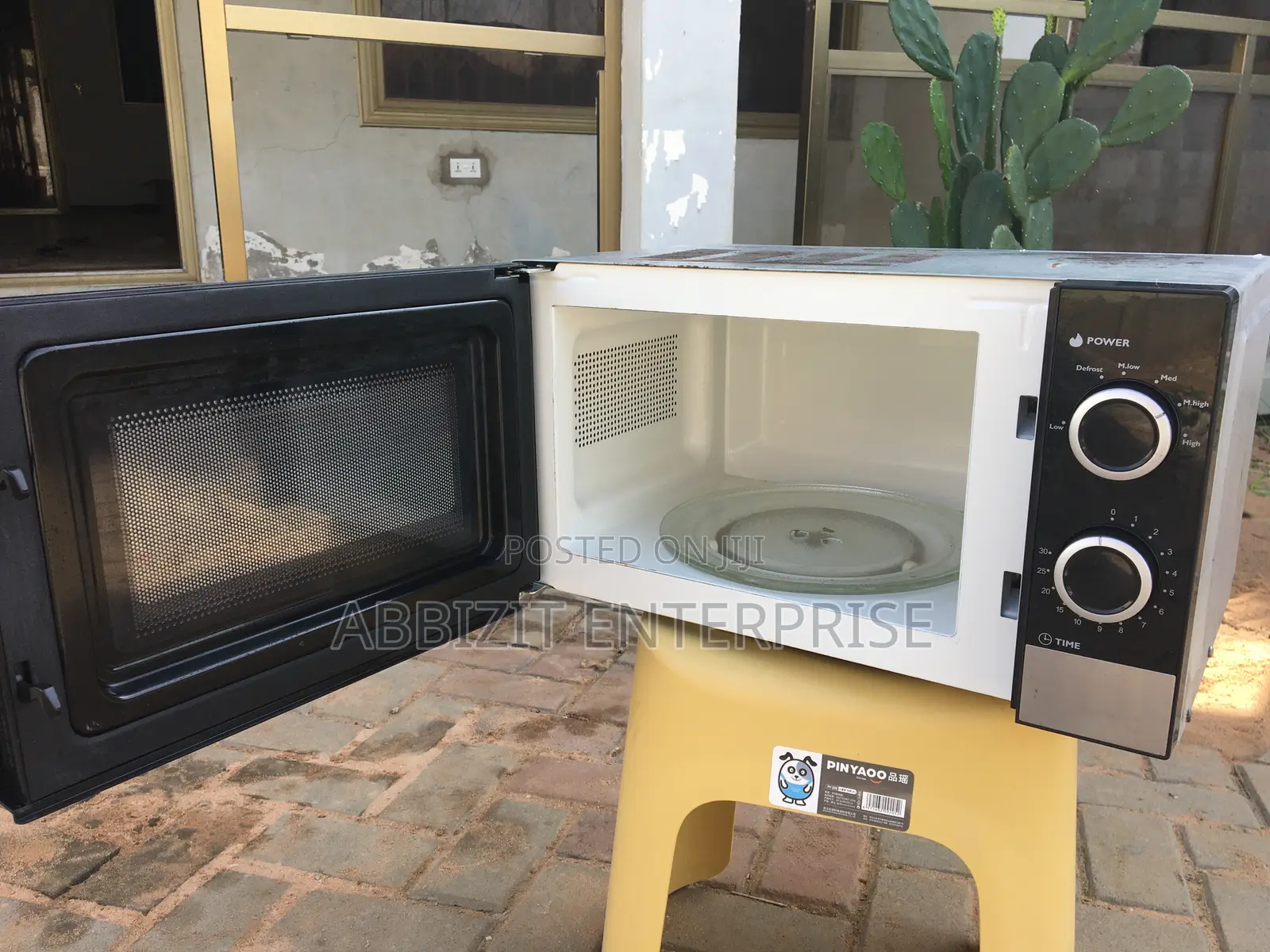 Sayona Mirror 20 Liter Microwave