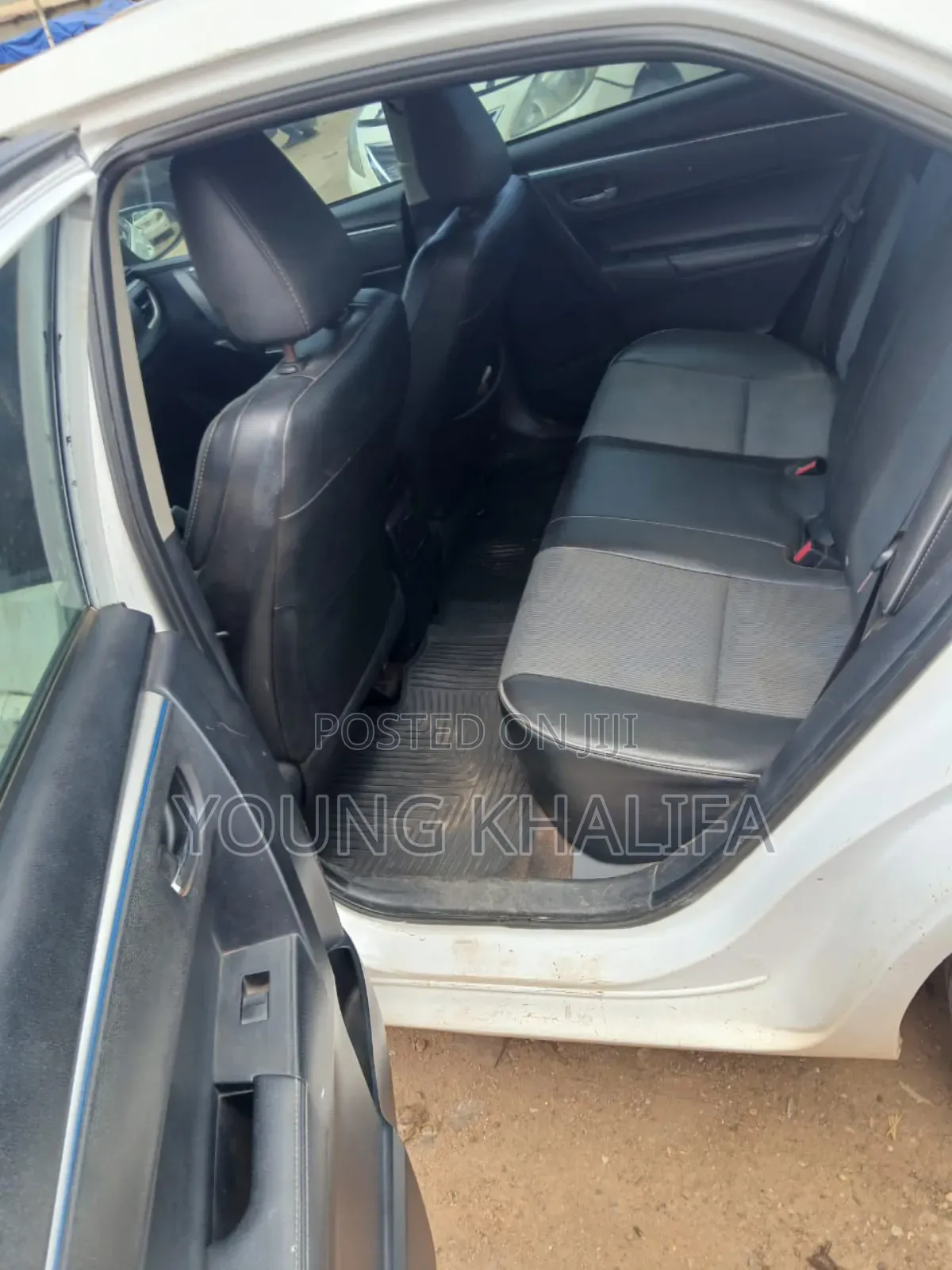 Toyota Corolla 2014 White