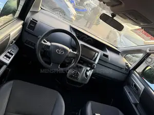 Toyota Voxy 2013 Black