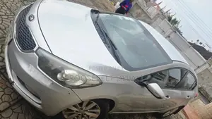 Kia Cerato 2016 Silver