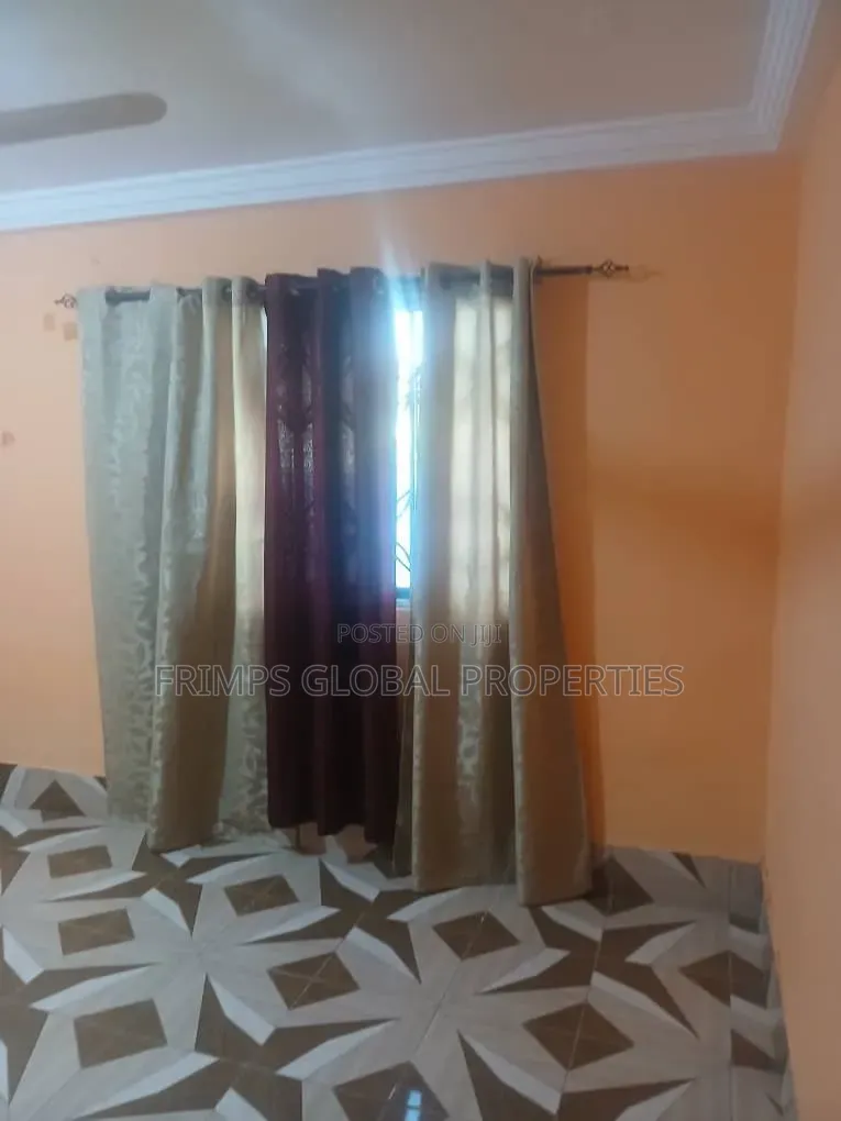 1bdrm Apartment in West Hills Mall Area for rent