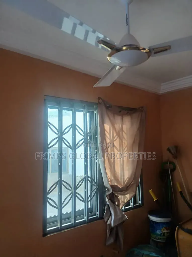 1bdrm Apartment in West Hills Mall Area for rent