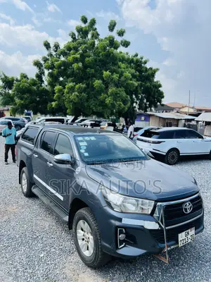 Toyota Hilux Revo Double Cab Deisel 2.4 AWD 2020 Gray