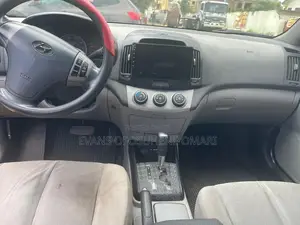 Hyundai Elantra 2009 Black