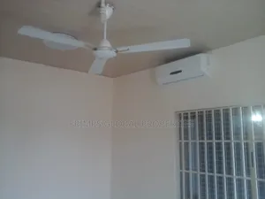 4bdrm House in West Hills Mall Area for rent