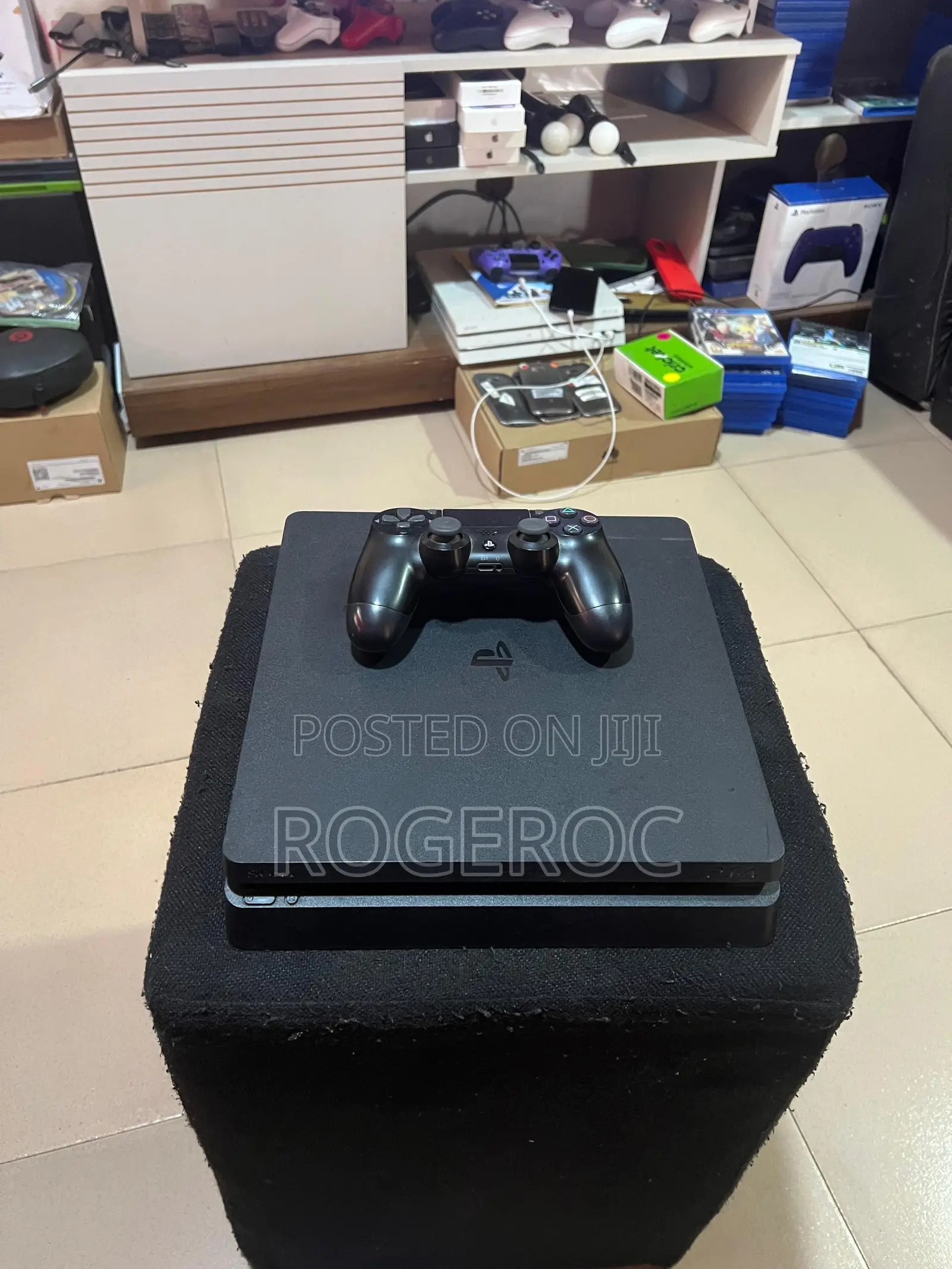 Playstation 4 Slim With Games