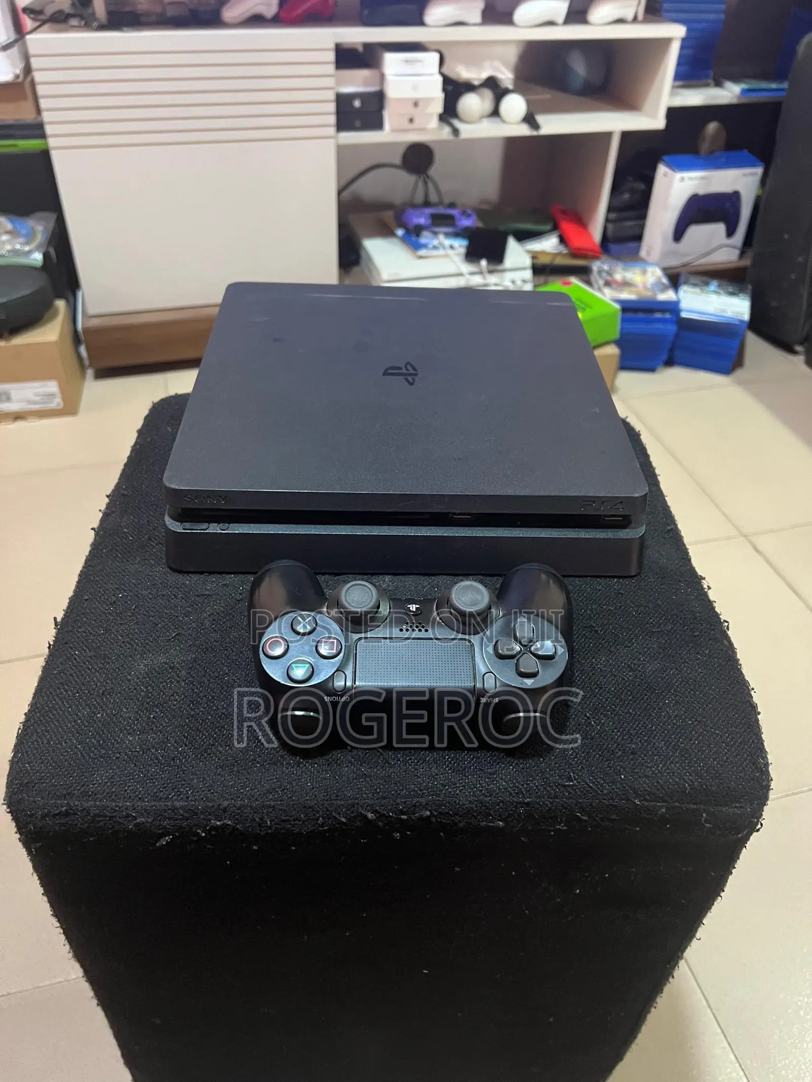 Playstation 4 Slim With Games