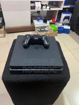Playstation 4 Slim With Games