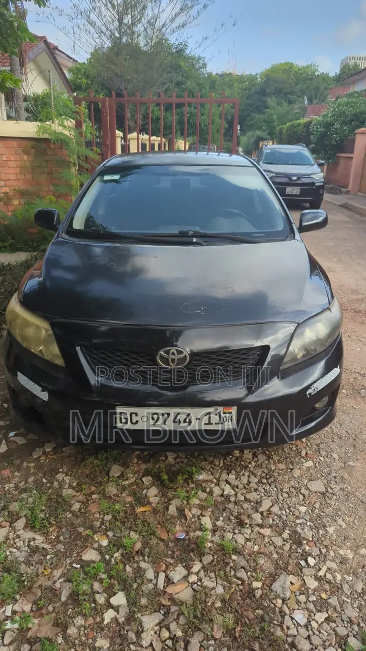Toyota Corolla LE 4dr Sedan (1.8L 4cyl 4A) 2010 Black