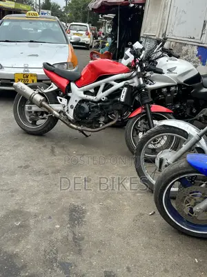 Suzuki SFV650 2005 Blue