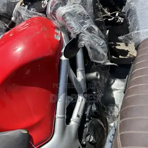 Suzuki SFV650 2005 Blue