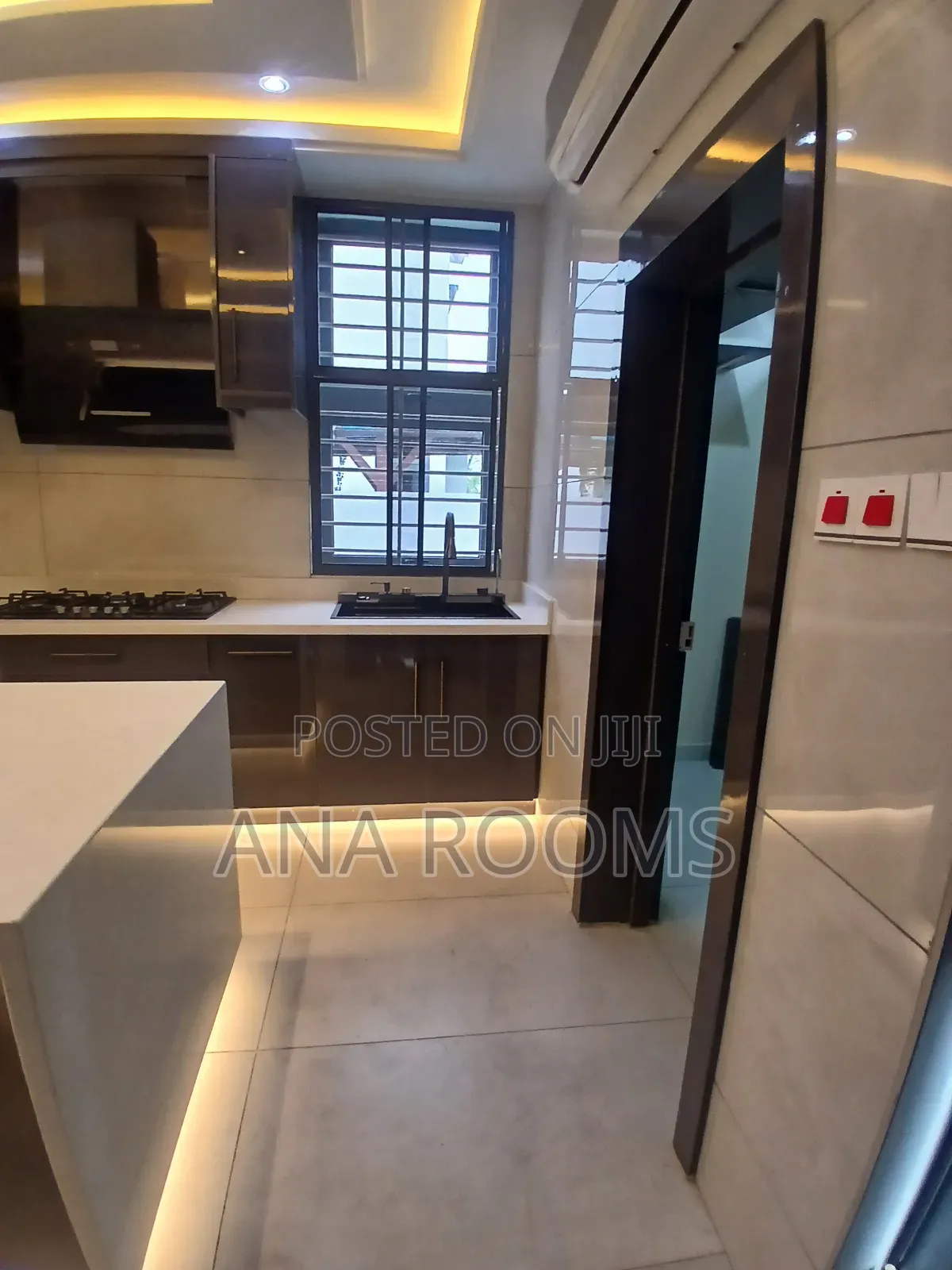 3bdrm House in Community 22, Tema Metropolitan for rent