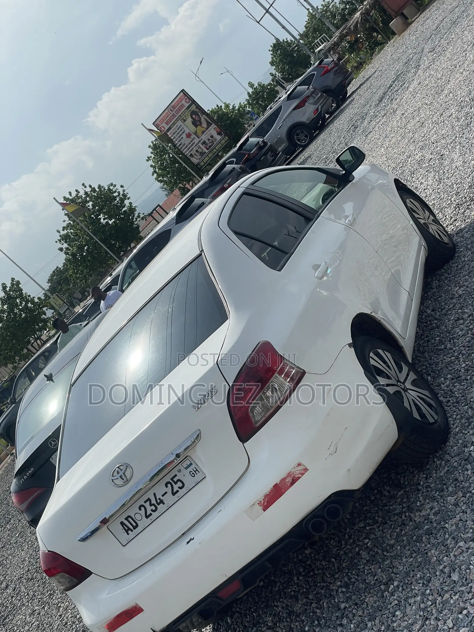 Toyota Yaris 2012 White