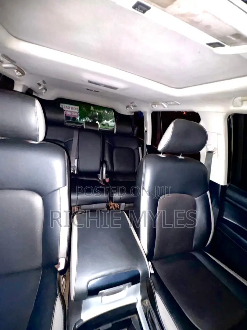 Toyota Land Cruiser 2013 Black