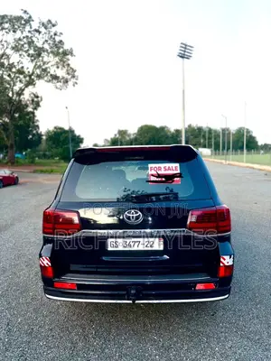 Toyota Land Cruiser 2013 Black