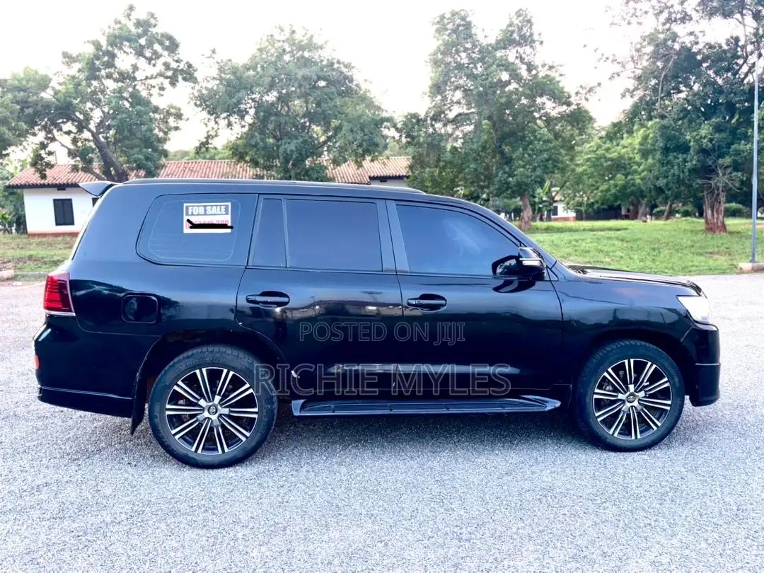 Toyota Land Cruiser 2013 Black