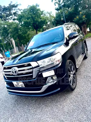 Toyota Land Cruiser 2013 Black