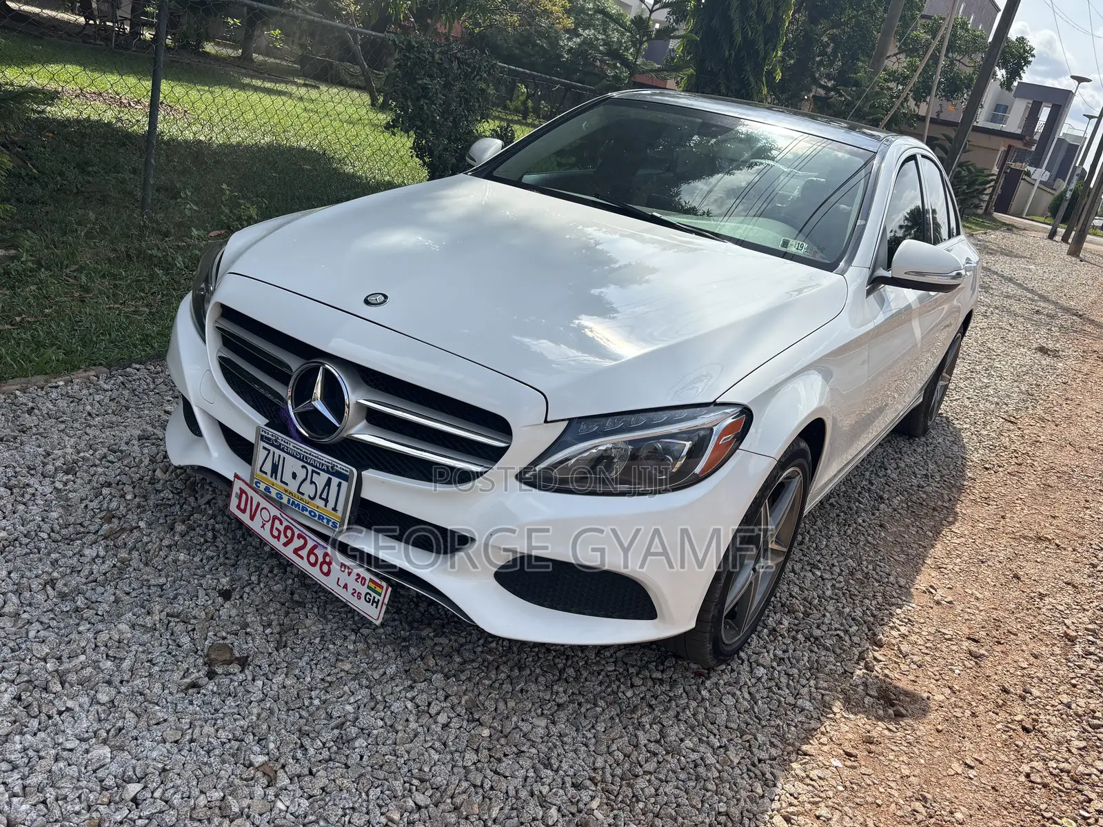 Mercedes-Benz C300 Luxury 4dr AWD 4Matic Sedan (2.0L 4cyl 7A) 2015