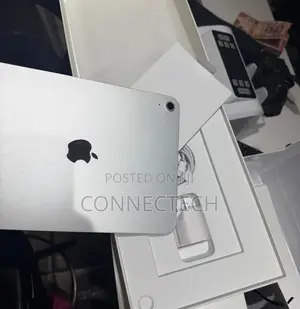 Apple iPad Air 11 (2024) 128 GB Silver